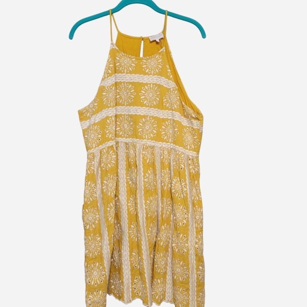 NWOT Entro Women's L White Yellow Eyelet Scallop Embroidered Strappy Dress